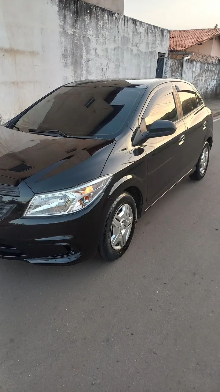 Chevrolet Onix JOY Hatch 1.0 8V Flex Mec. 4P 2018 - Foto 2