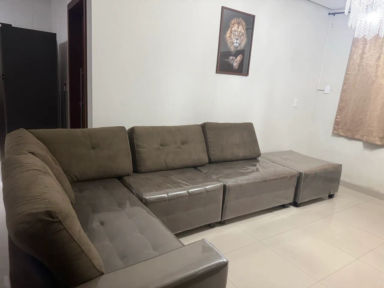 SOFA DE  CANTO  COM PUFF - 6 LUGARES
