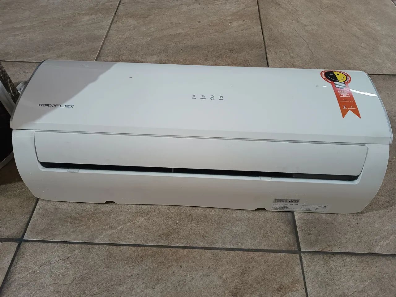 Ar condicionado 9000 BTUs usado 