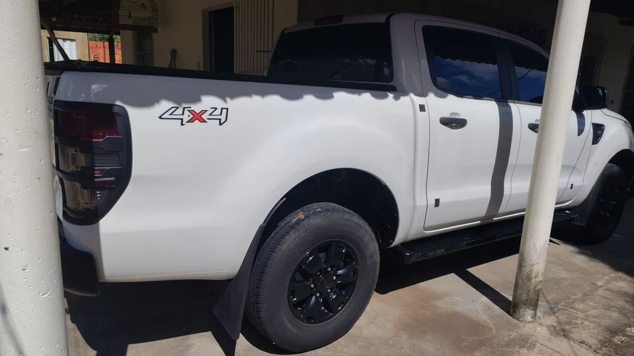 Vende caminhonete 2.2 XLS  - Foto 4