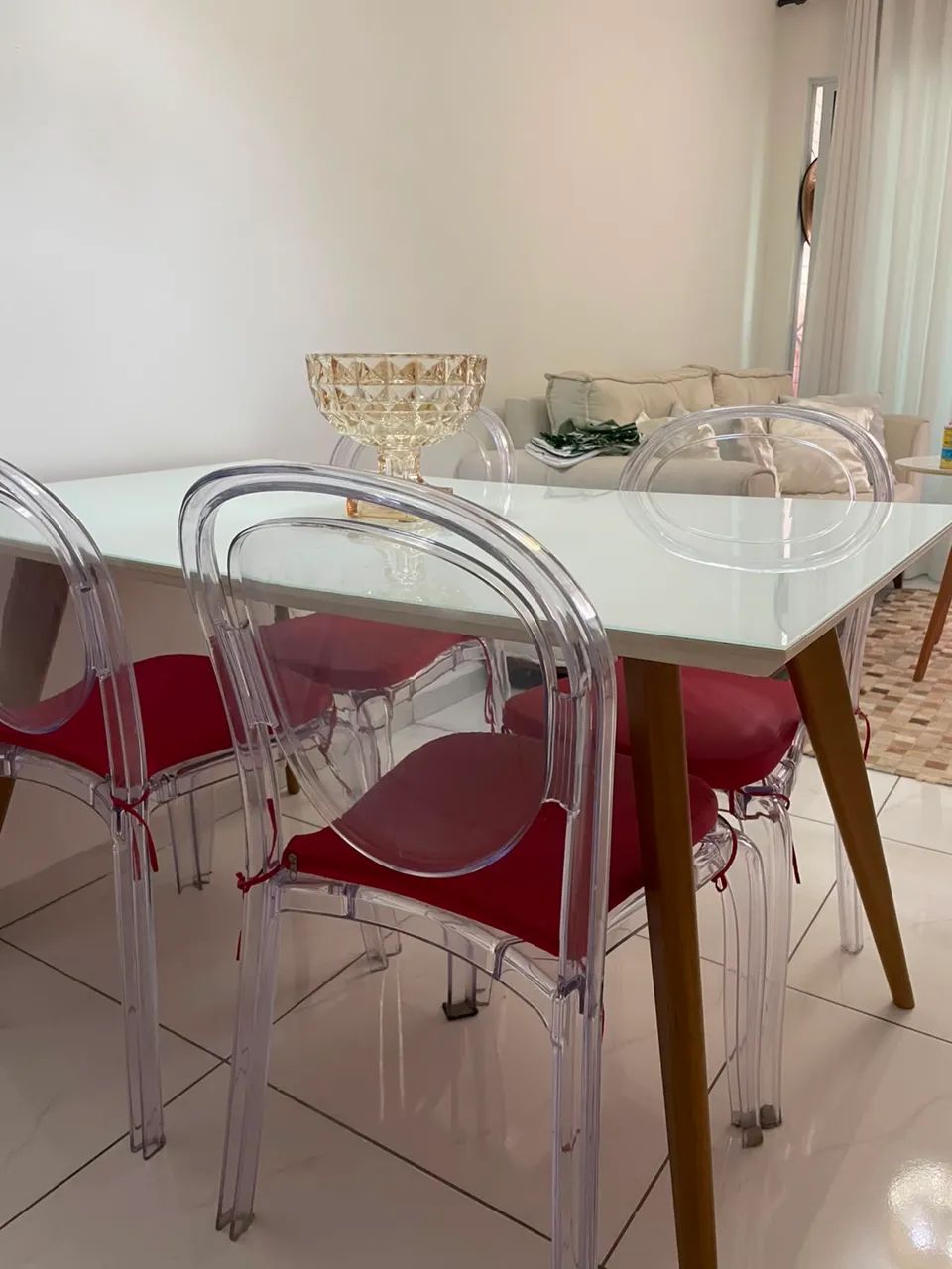 Mesa com 4 cadeiras  - Foto 4