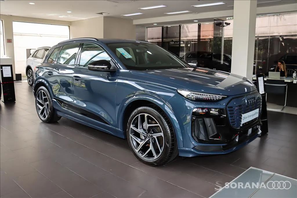 Audi E-Tron Performa. Black Aut. (elétrico) 2025 - Foto 2