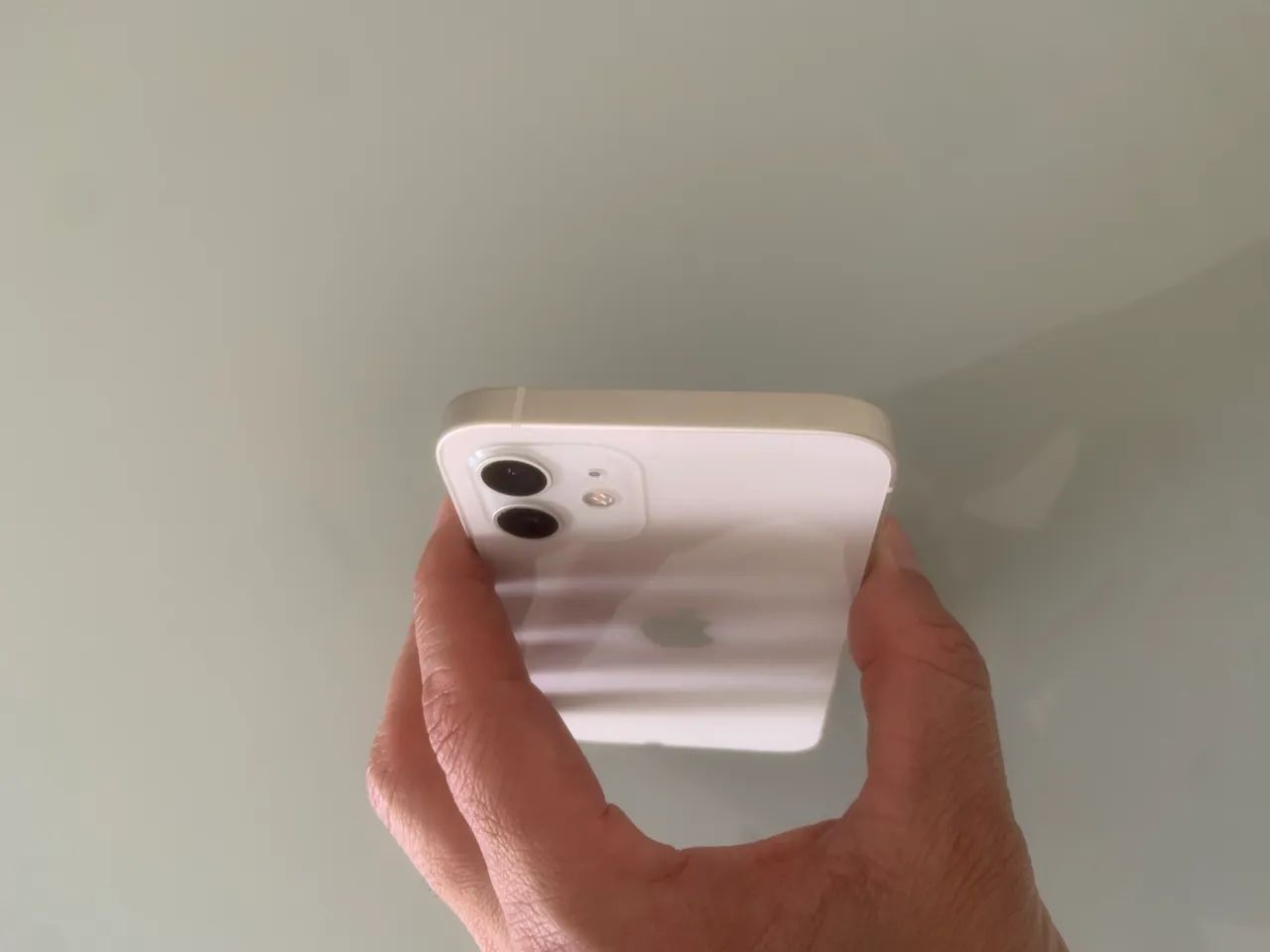 iPhone 12 128GB semi novo branco  - Foto 3