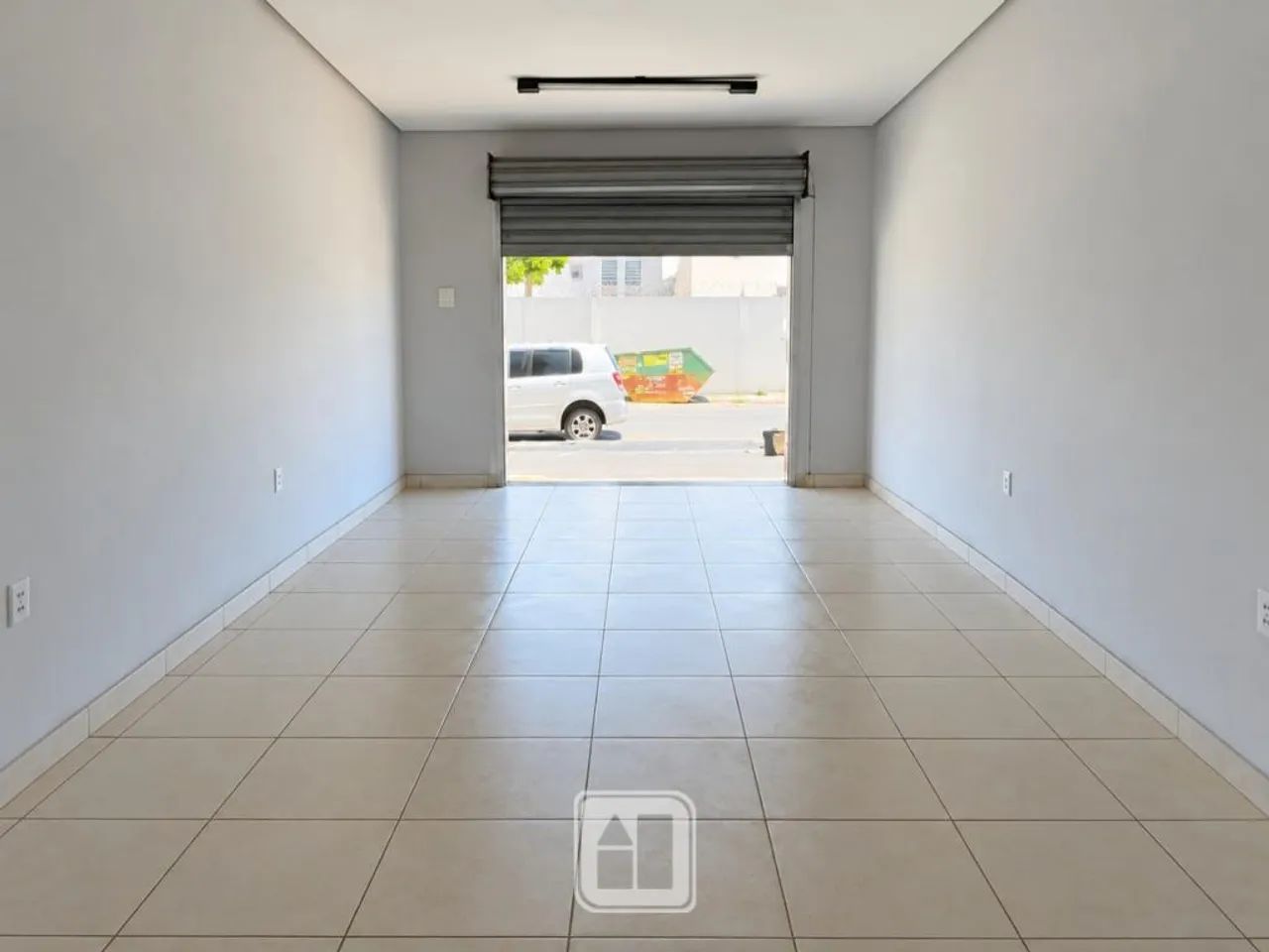 Sala Comercial 05 Fal 04 - Rua X-27 - Foto 4