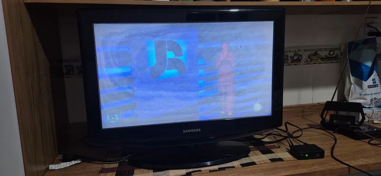 TV Monitor LCD Samsung 26 Polegadas Funcionando Com Defeito Para Retirada Peças  R$90,00 R - Foto 5