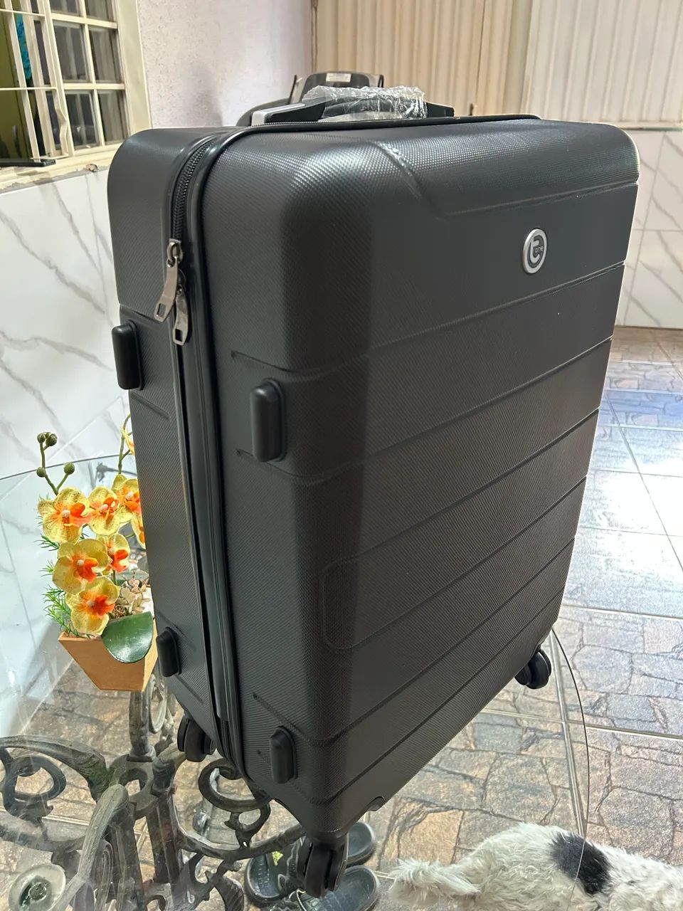 Vende - se mala de viagem (NOVA) - Foto 2