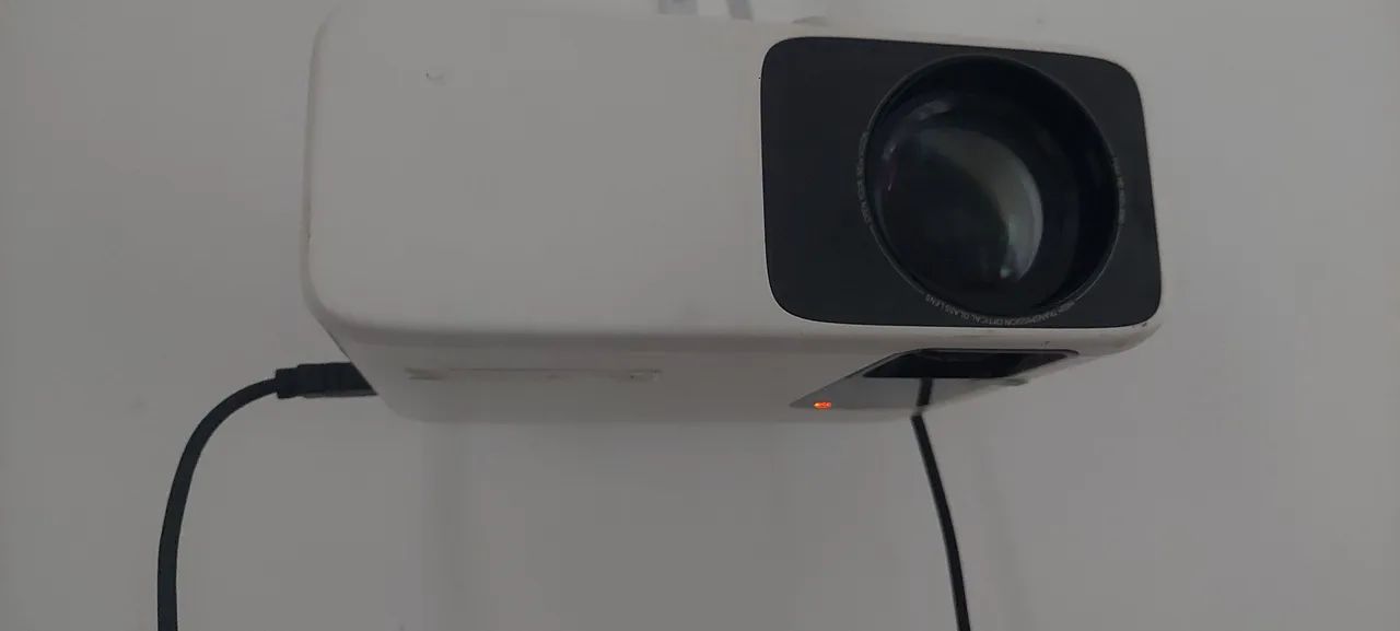 Vendo projetor + desb de canais e filmes  - Foto 4