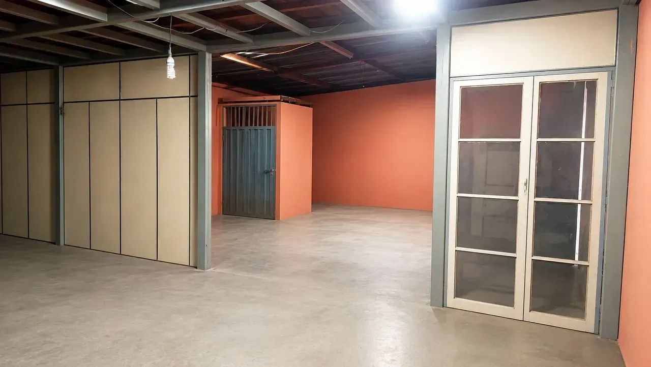 Lote lote com 480m2  de esquina,  com galpão de 180m2. - Foto 4