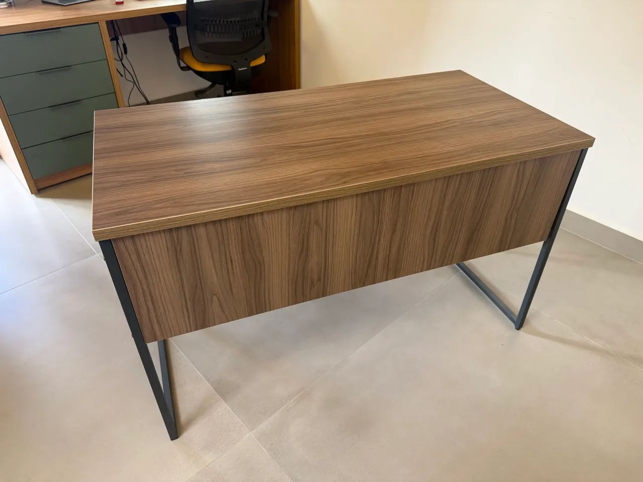 ? Mesa de Escritório / Home Office - Moderna e Robusta - Foto 4