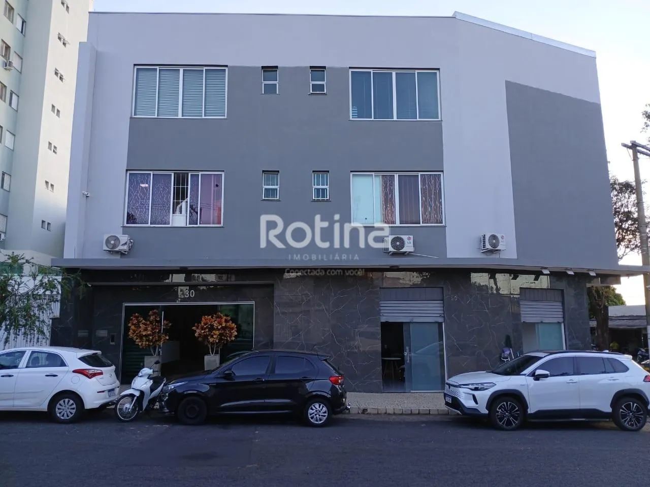 Sala para alugar, Tibery - Uberlândia/MG - Rotina Imobiliária