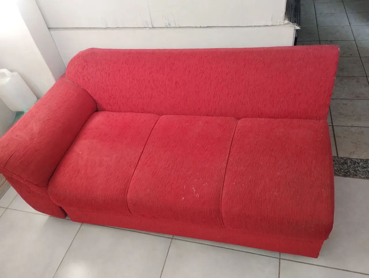 Sofá Vermelho  - Foto 2