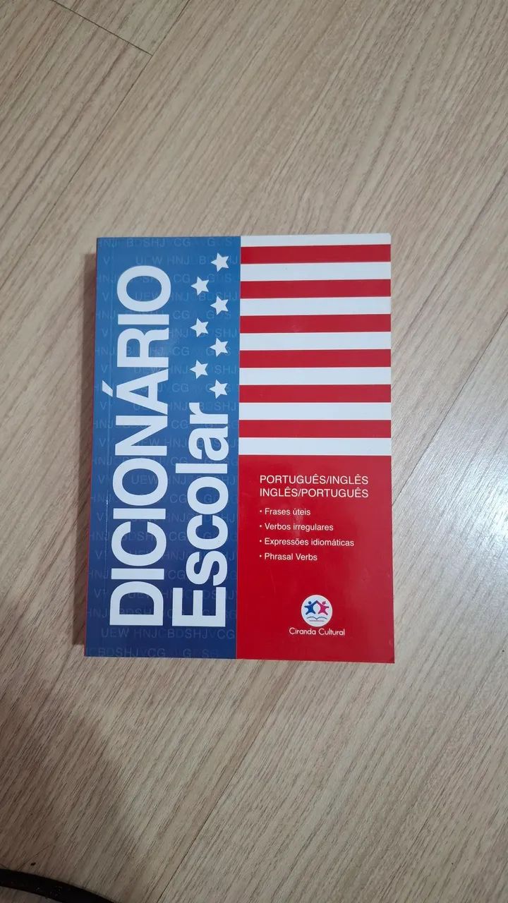 Dicionário Escolar Português e Inglês