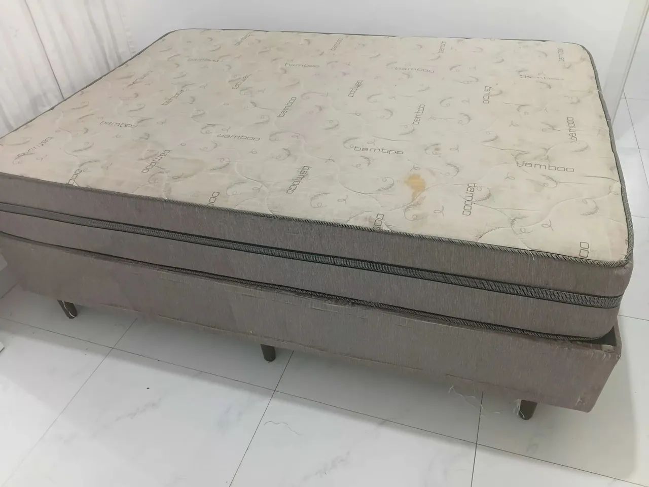 Cama 800 reais