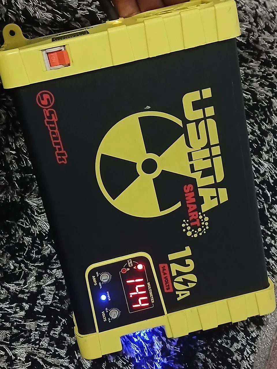 Fonte usina smart 120 amperes muito nova