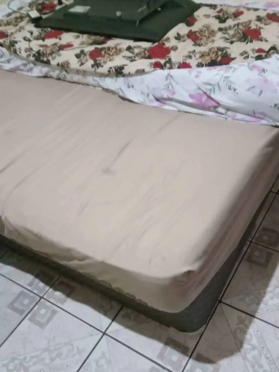 Cama de Casal Usada 