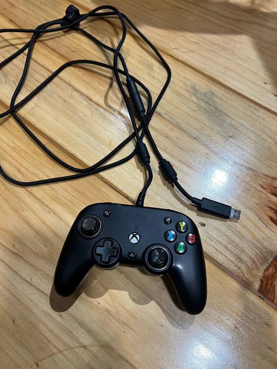 Pro compact nacon controle para Xbox e pc com fio  - Foto 2