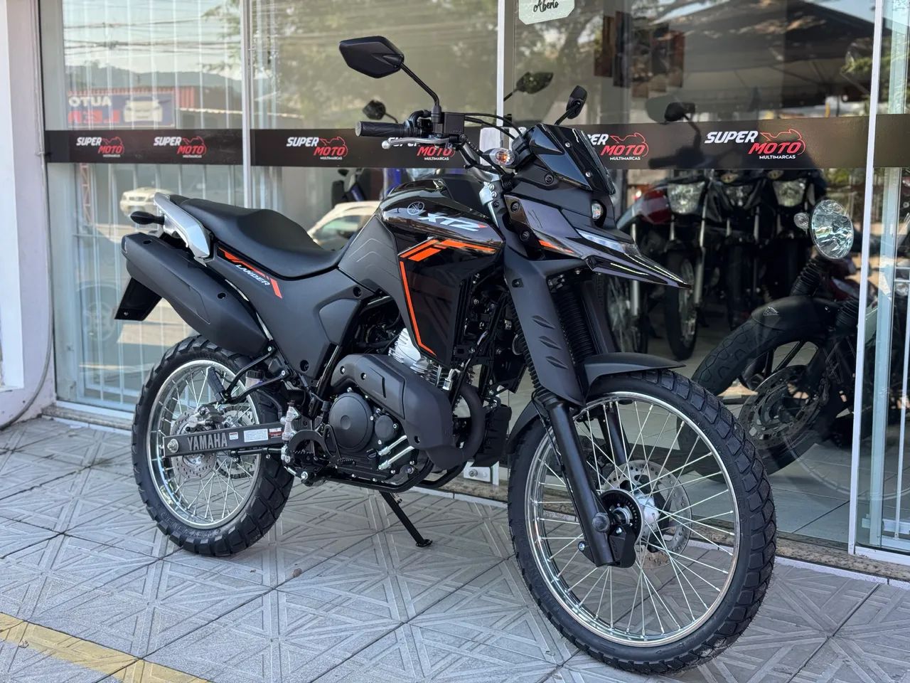 YAMAHA XTZ 250 LANDER 2026 0KM - Foto 2