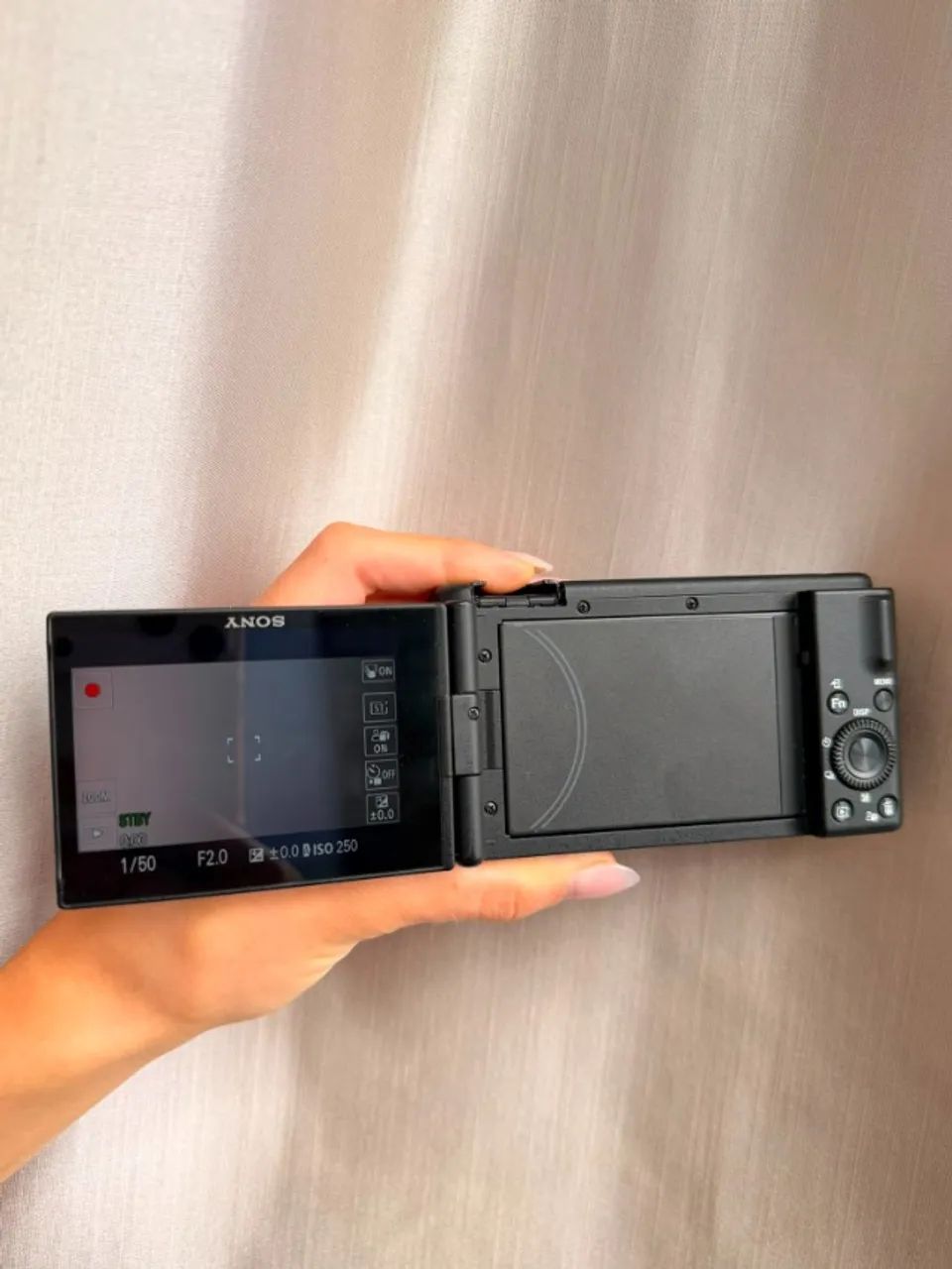 Câmera Sony ZV-1 - Foto 2