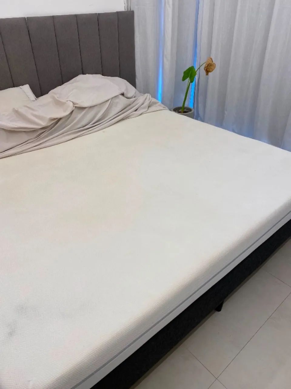 Cama Box King Size + Colchão Emma Perfeito Estado - Foto 5