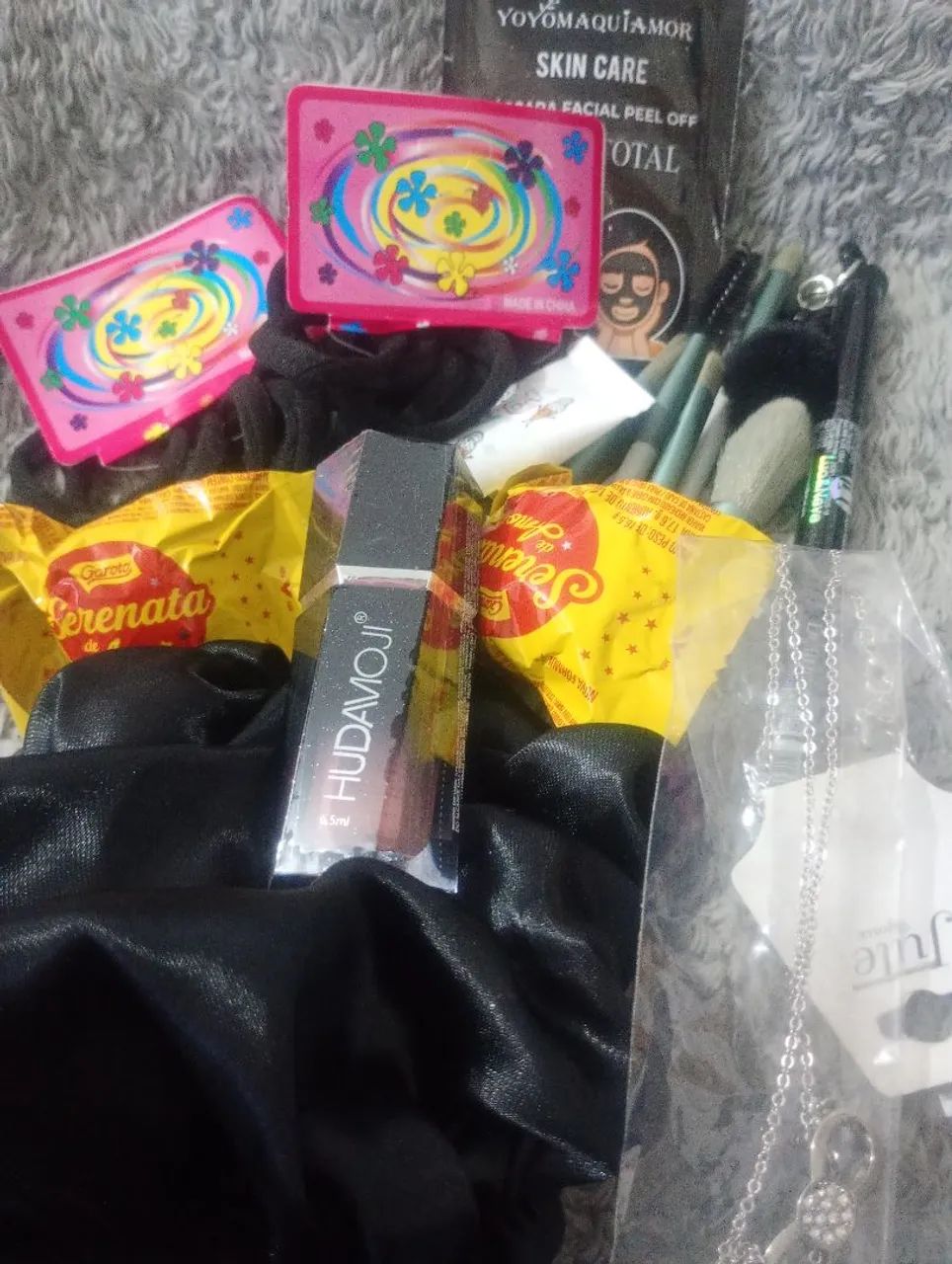 Copo da felicidade maquiagens  - Foto 5