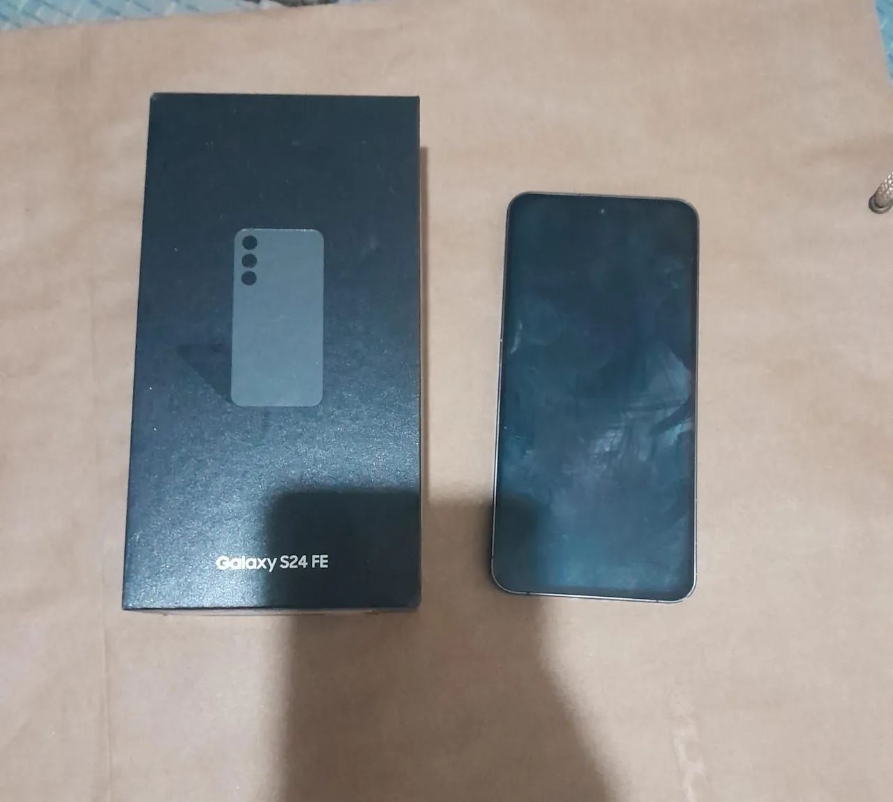 Vende se Samsung S24 FE - Foto 5