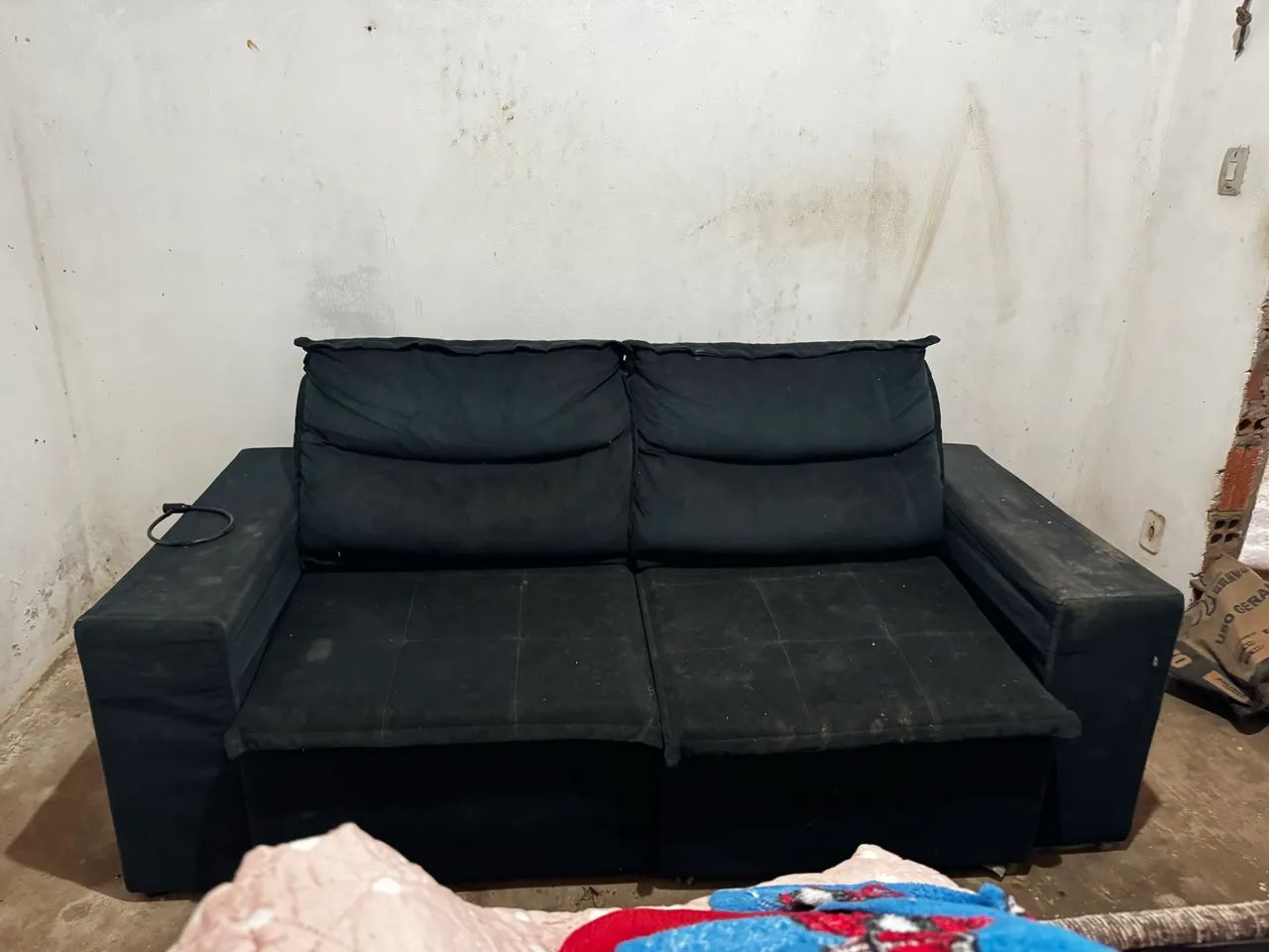 Vendo lindo sofá retrátil - Foto 4