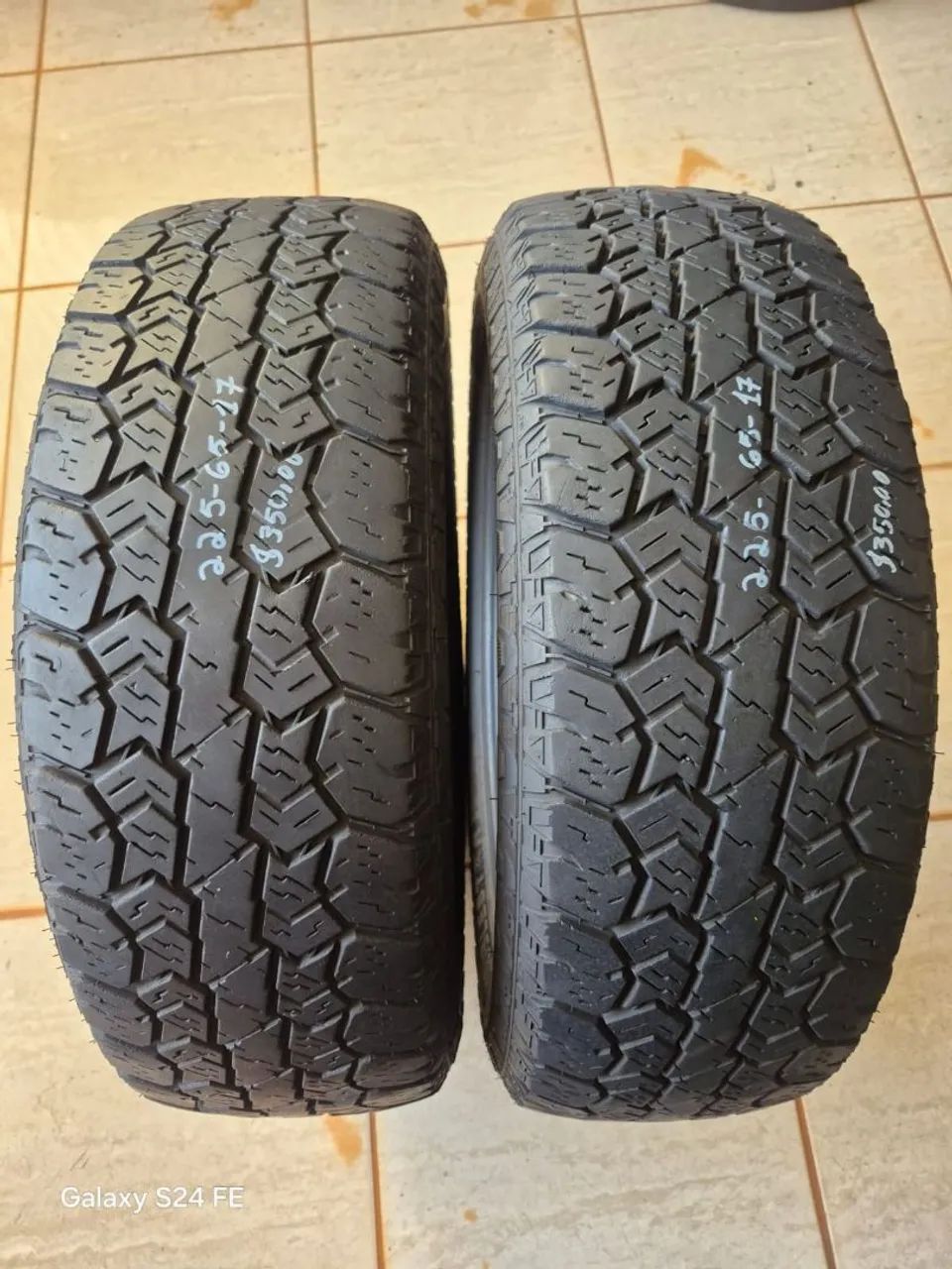 225-65-17．三分山 Pneu 225/65 R17 - Peças para carros, vans e utilitários - Serrana