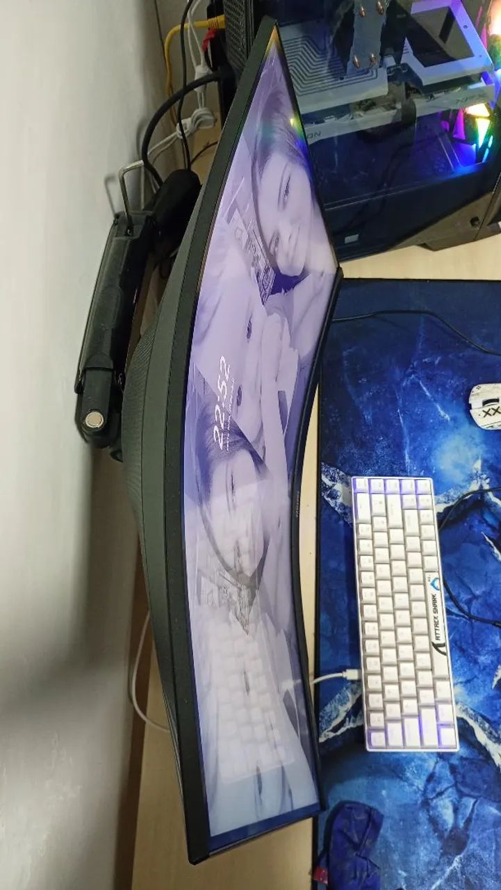 Vendo monitor 27' Samsung Odyssey g5 QHD 165hz - Foto 3