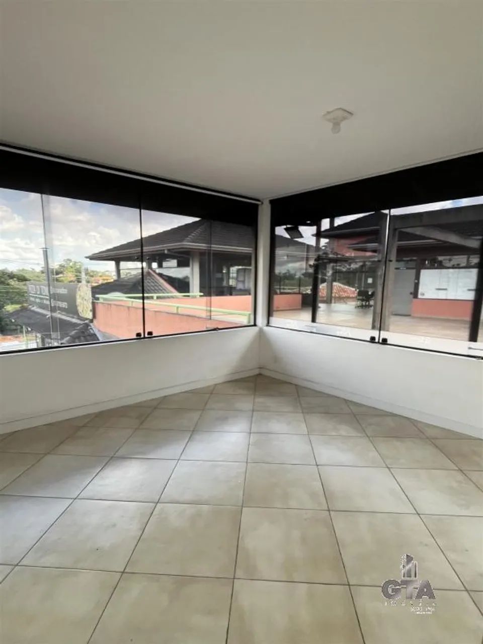 Comercial - Granja Viana