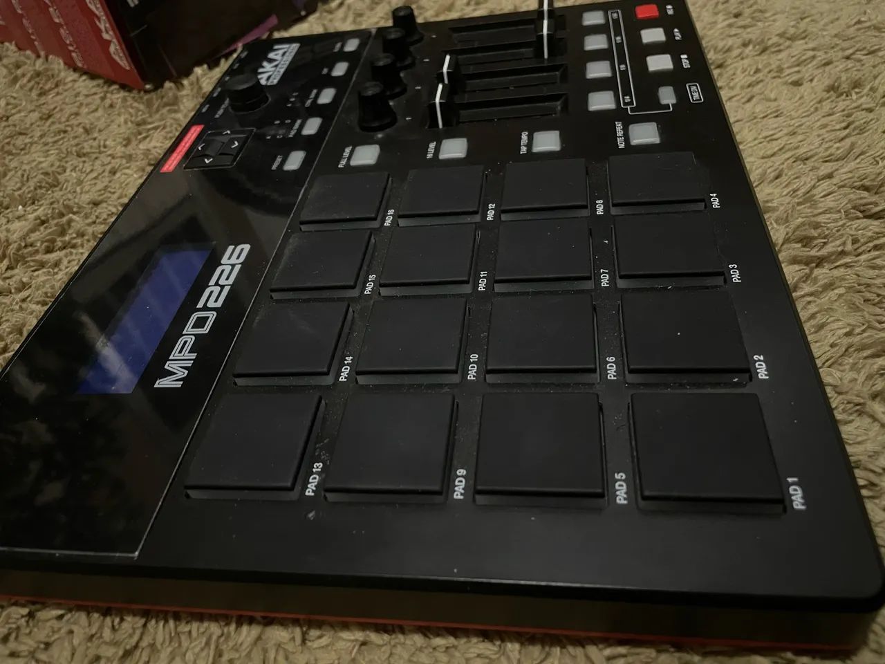 Akai MPD 226 - Instrumentos musicais - Wona, Belford Roxo