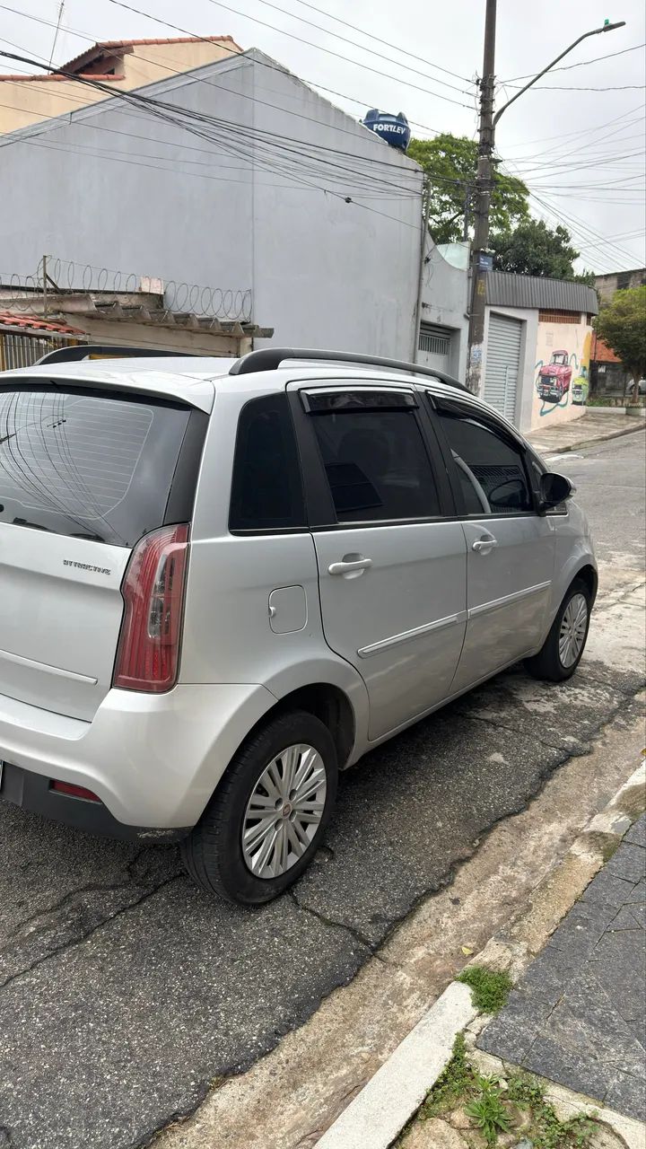 Fiat Idea Attractive 1.4 Fire Flex 8V 5P 2013 - Foto 5