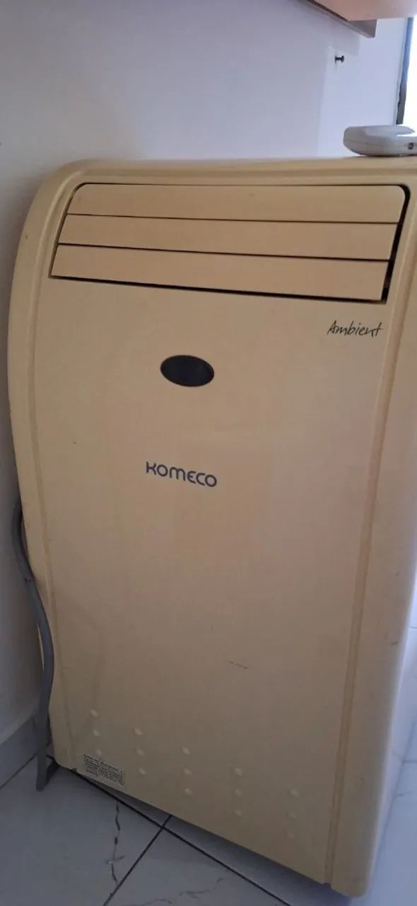 Vendo AC portátil KOMEp1515CO 9.000 Btus - 127V
