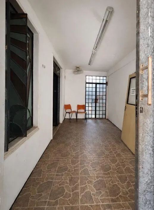 ALUGO PRÉDIO COMERCIAL / 420m2 DE ÁREA CONSTRUÍDA  - Foto 5