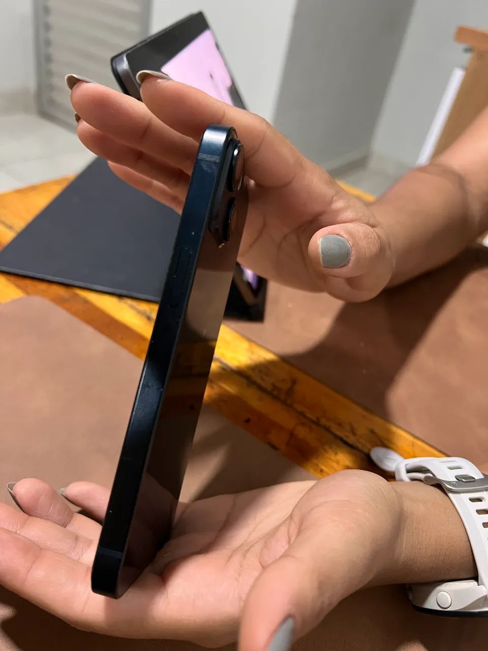 iPhone 14 (nunca mexido) com 78% de saúde da bateria - Foto 4