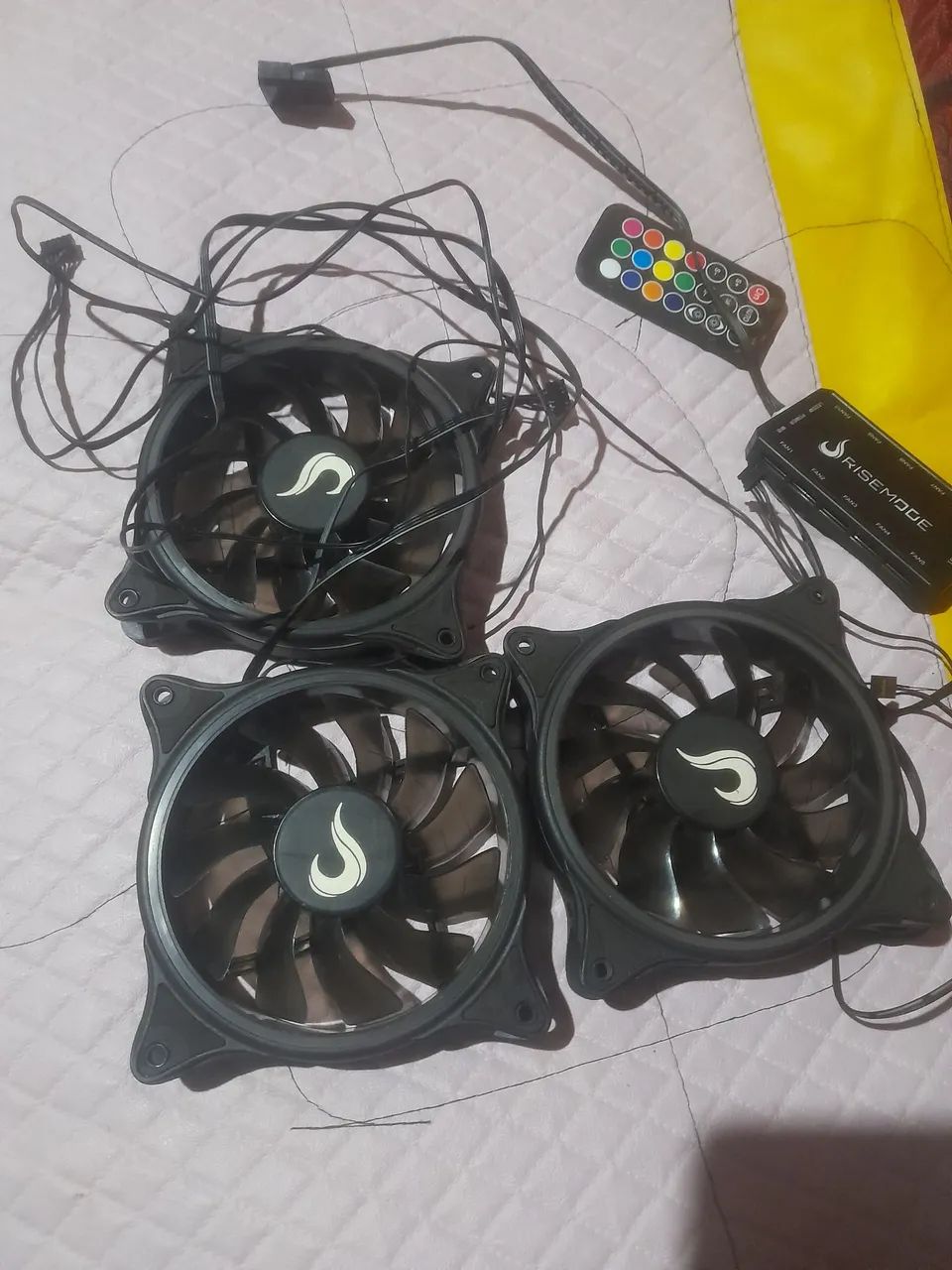 3x fans Argb 120m+ Controladora Rise Mode - Foto 2