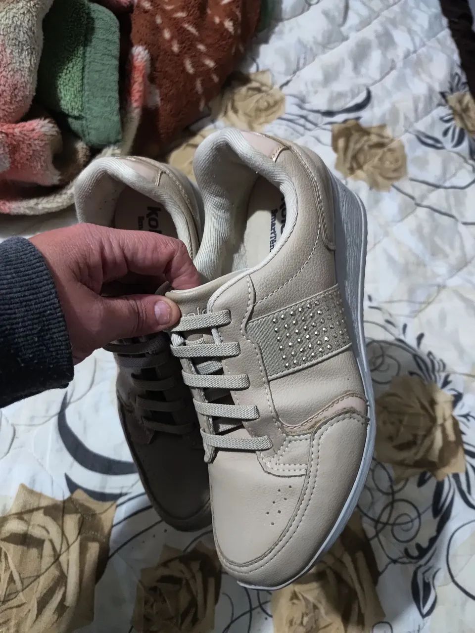 Tenis e rasteirinhas - Foto 4