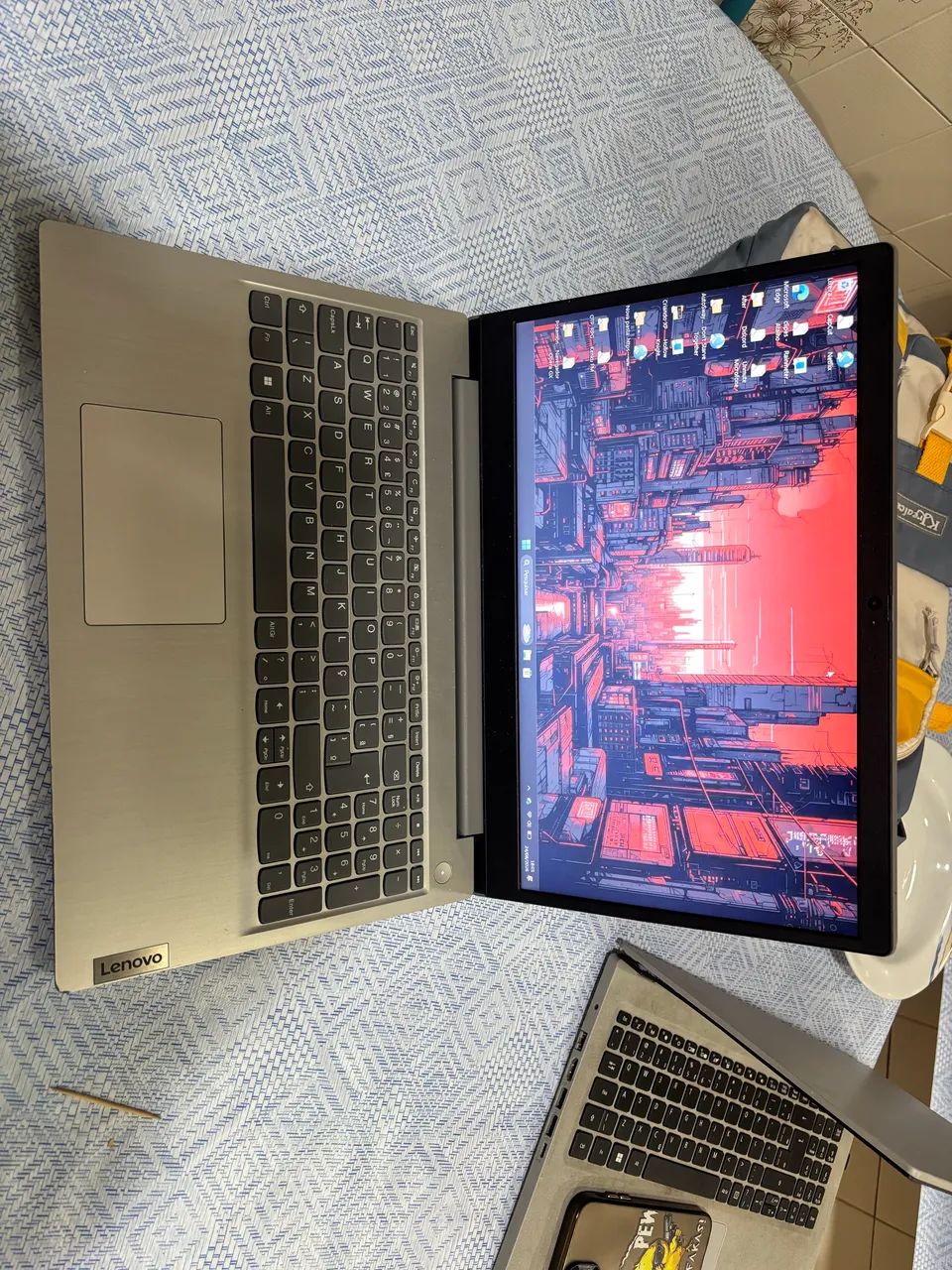 Notebook LENOVO - Foto 5