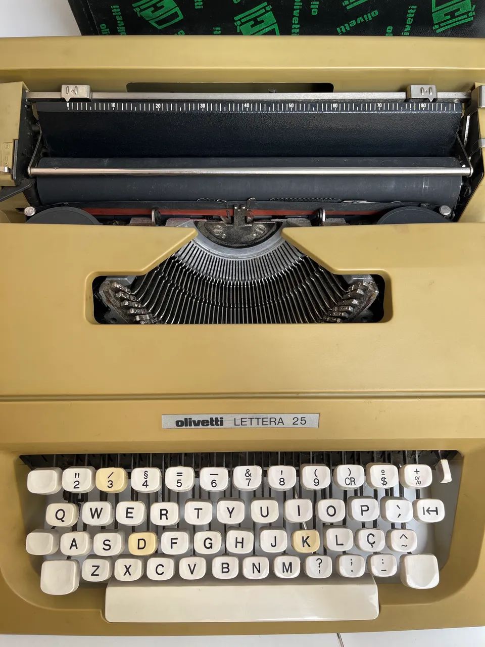Máquina de escrever - Olivetti  - Foto 2