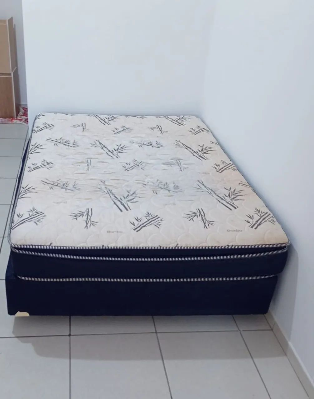 Vendo cama casal bom estado 