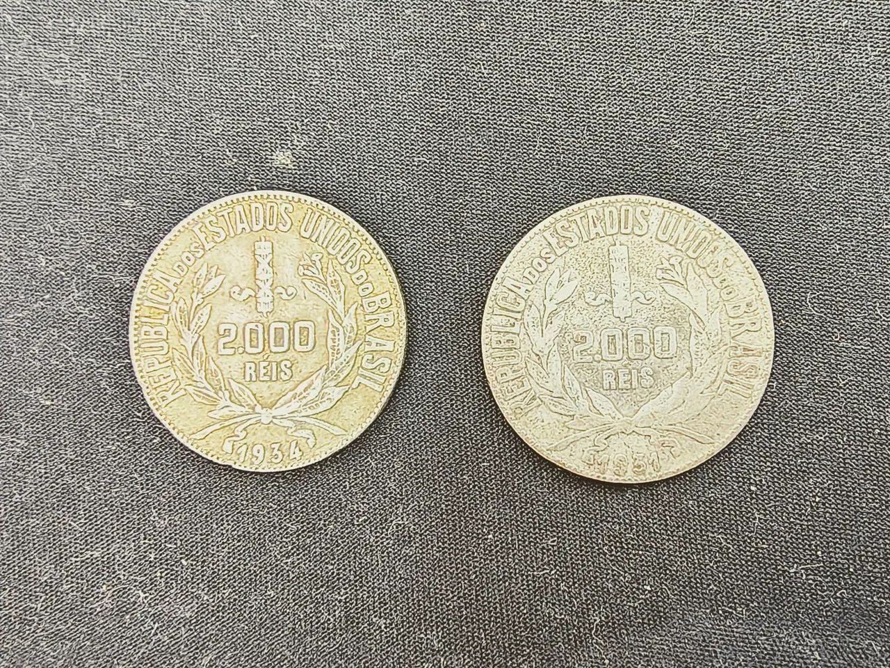 Moedas antigas de 2000 Reis 1934 e 1931