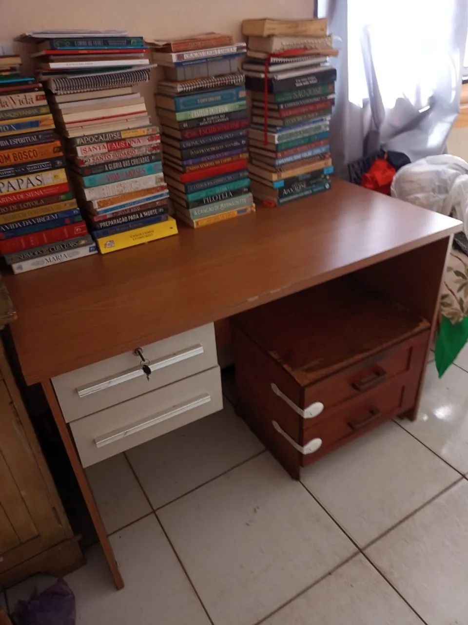 Escrivaninha  - Foto 2