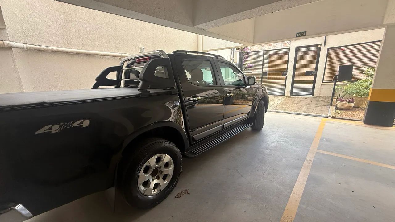 Chevrolet S10 Pick-up LTZ 2.8 TDI 4X4 CD Dies.aut 2014 - Foto 8