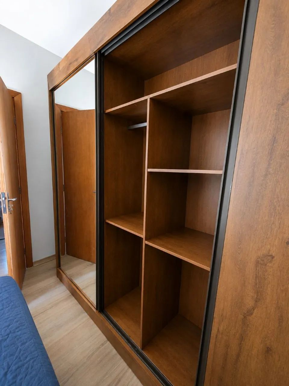 Guarda roupa casal - Foto 3
