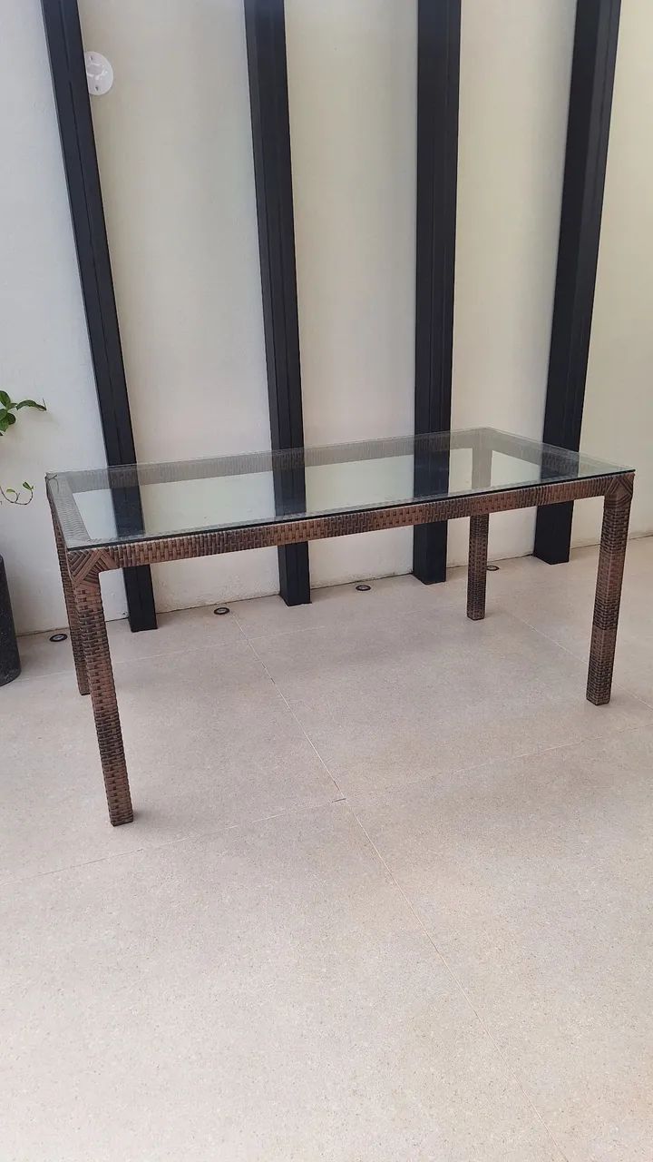Vendo mesa estrutura alumínio com junco e vidro - Foto 2