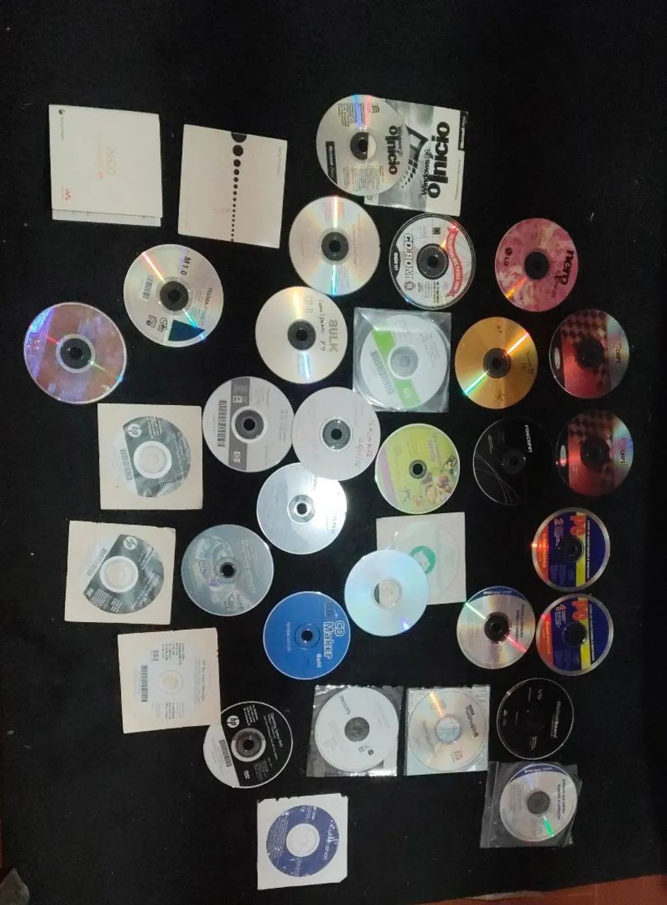 CDs de instalação de programas  - Foto 2