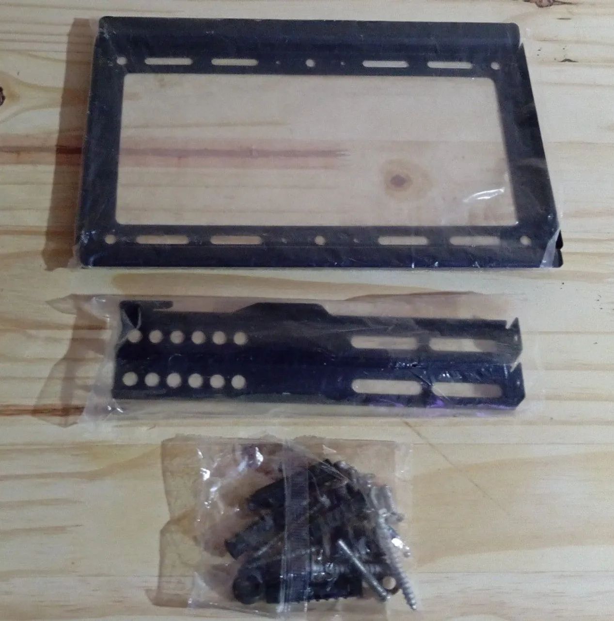 SUPORTE PARA TV MODELO PAINEL E PAREDE DE 14 A 55 POLEGADAS 