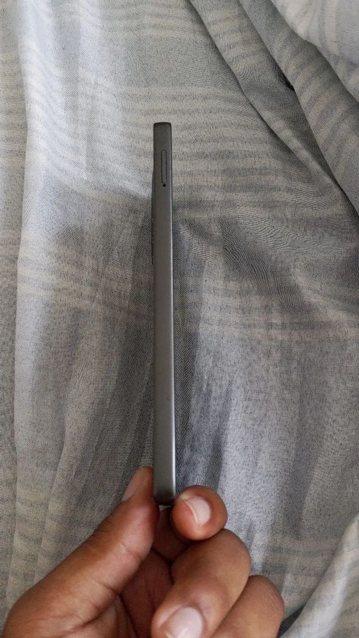 Vende-se Moto G75 com a placa mãe queimada  - Foto 4