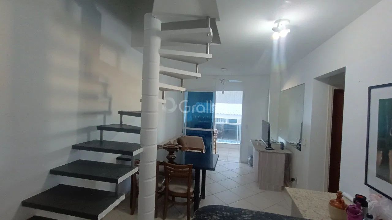 Duplex com 3 quartos, 2 suítes e 120m² privativos na Praia Brava, Florianópolis