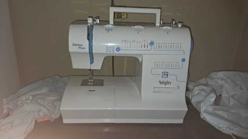 Maquina de costura 