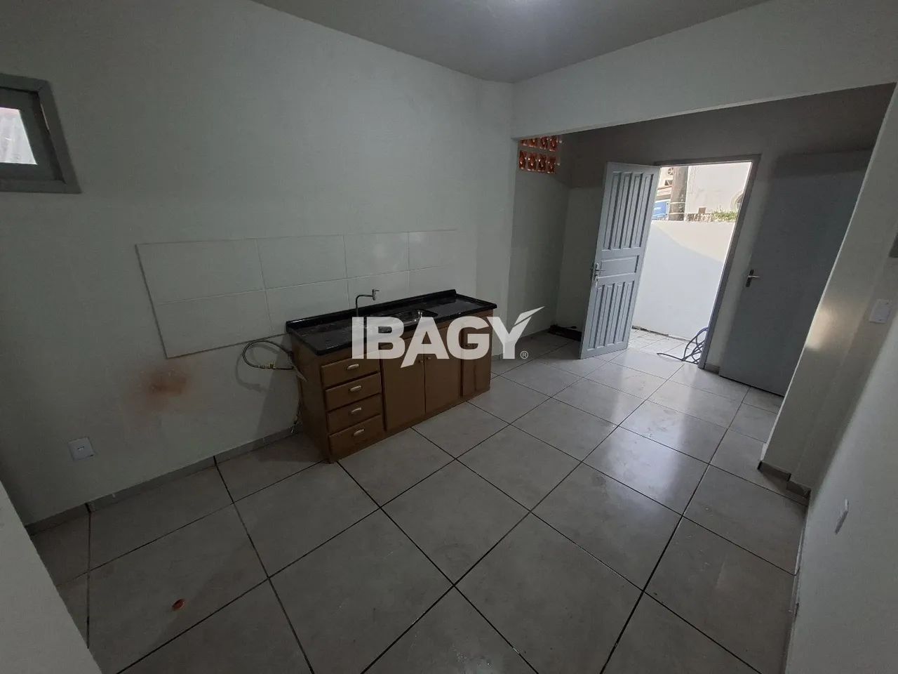 Excelente Apartamento 1 dormitório(s) em Coqueiros - Florianópolis - Foto 3